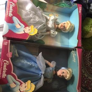 Disney collectible dolls
